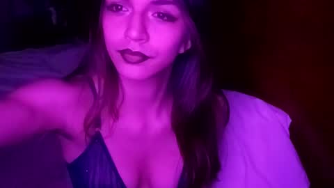 novalovelle online show from February 10, 5:32 am