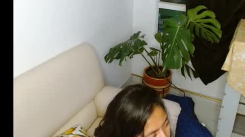 Snapshot of novaperotti chatting on October 25, 12:33 am novaperotti online show from October 25, 12:33 am