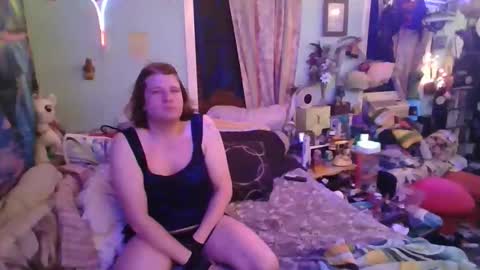 novasuperwolf online show from April 7, 9:11 am