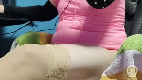 nowandimmediately online show from November 21, 11:25 pm