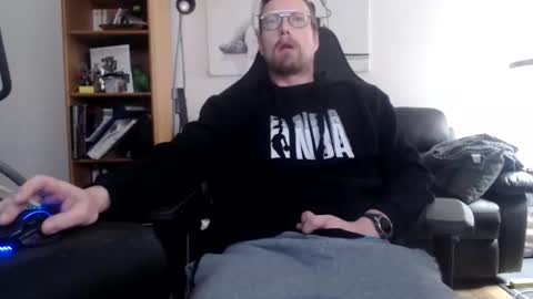 nursefan online show from December 2, 11:08 am