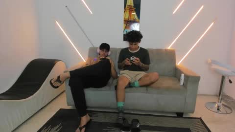 nympho_nathy_sophi online show from February 10, 2:09 pm