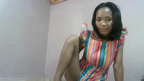 nympholinha online show from February 15, 6:44 am