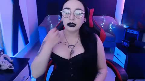 Nyx online show from July 28, 12:48 pm