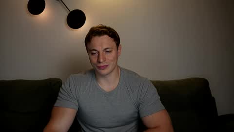 o_r_b_i_t online show from April 15, 4:32 pm