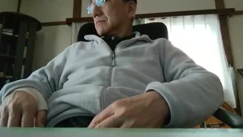 obahiro823844 online show from March 13, 6:49 am