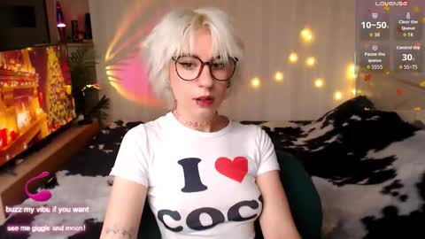 Moonlight online show from December 3, 8:59 am