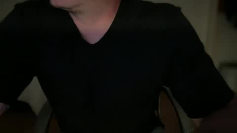 Snapshot of obiwand653040 chatting on October 5, 3:59 am obiwand653040 online show from October 5, 3:59 am