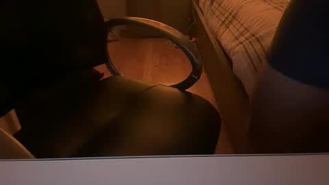 Snapshot of obiwand653040 chatting on October 23, 6:04 am obiwand653040 online show from October 23, 6:04 am