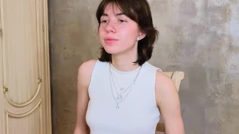 Polly online show from February 5, 4:37 am