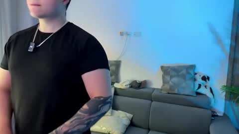 Snapshot of odin_blake chatting on October 15, 1:53 am ODIN online show from October 15, 1:53 am