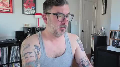 Office Dad online show from October 2, 6:28 pm