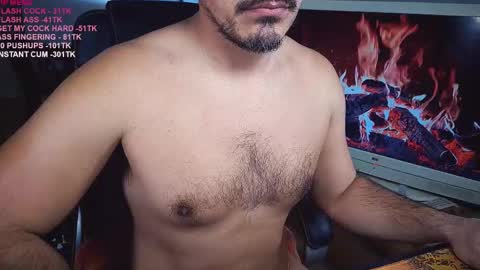 officeman7 online show from February 24, 9:52 pm