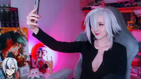 Clementine  Clem  online show from February 5, 9:36 am