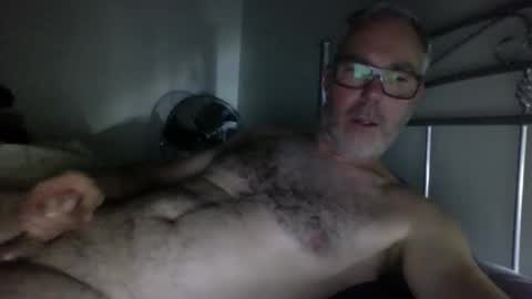 oiledcouple1 online show from November 28, 11:17 am