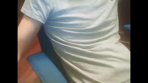 ojosverdess30 online show from December 15, 9:22 pm