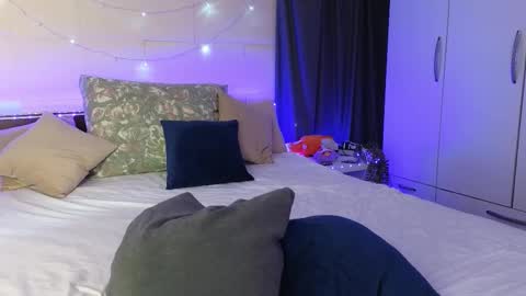 Ami online show from March 15, 11:02 am