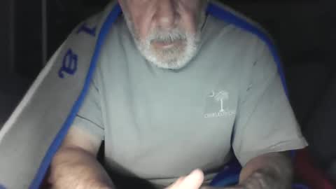 Snapshot of old_bald63 chatting on January 1, 10:32 am old_bald63 online show from January 1, 10:32 am