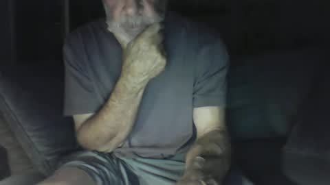 Snapshot of old_bald63 chatting on October 5, 8:45 am old_bald63 online show from October 5, 8:45 am