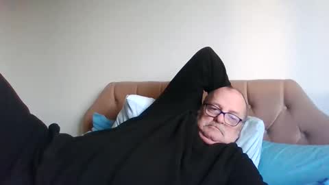 old_fkr online show from March 4, 5:03 pm