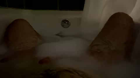 oldbones2 online show from January 11, 2:30 am