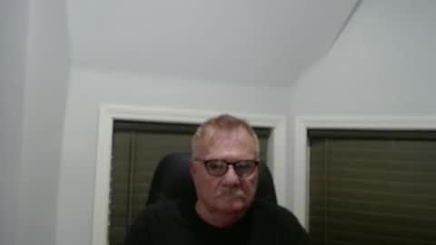 oldguybigd online show from May 15, 5:38 am
