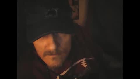 oldhippydude1 online show from November 1, 11:59 pm