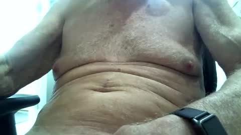 oldsurfer969 online show from May 8, 5:07 pm
