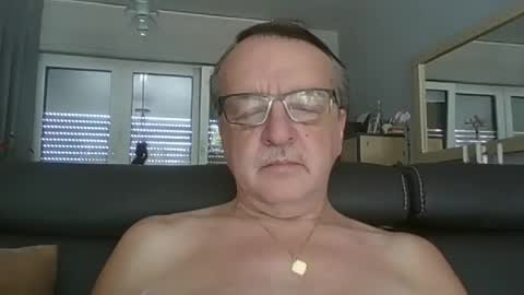 oldtimer160162493 online show from August 9, 12:43 pm
