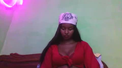 olinah610 online show from November 23, 5:33 pm