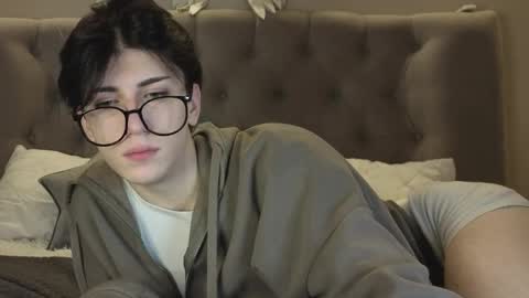 oliver online show from January 10, 8:14 pm