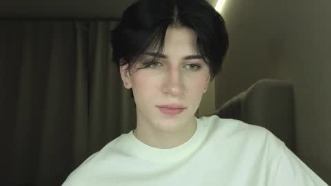 oliver online show from March 10, 9:40 pm