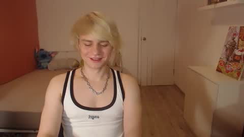 Oliver online show from November 1, 2:01 am