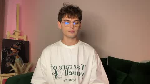 oliverlawrence online show from July 11, 3:48 pm