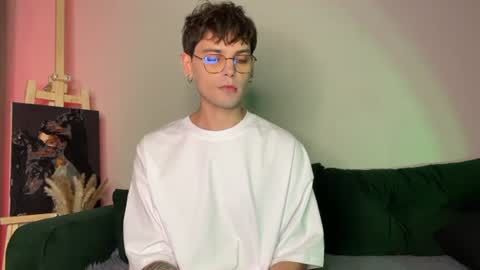 oliverlawrence online show from July 3, 7:07 pm