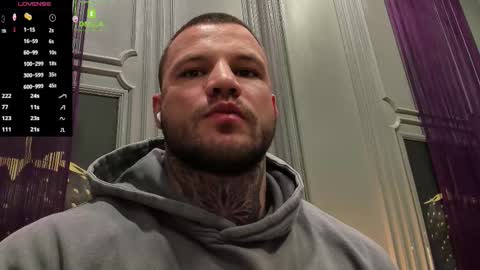 OliverSport online show from November 15, 3:46 pm