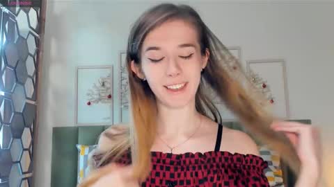 Olivia online show from November 14, 5:37 pm