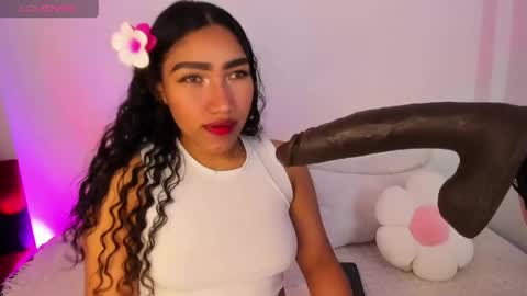 Maria online show from May 19, 8:49 pm