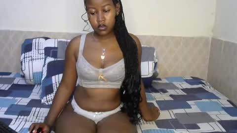 olivia online show from November 2, 9:20 am