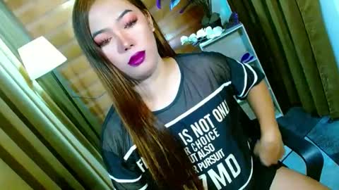 Miss OLIVIA online show from April 26, 8:23 am