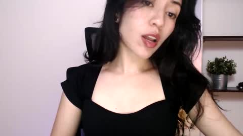 oliviaaa__ online show from November 23, 11:14 pm
