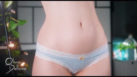 Olivia online show from January 25, 1:43 am