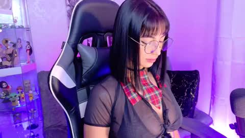 Olivia Mcneill  online show from March 12, 12:15 pm