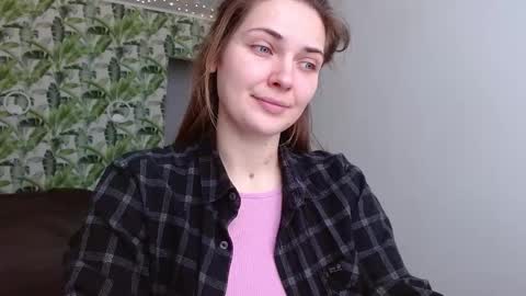 Olivia online show from January 14, 6:43 am