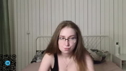 Kylie online show from October 1, 6:18 pm