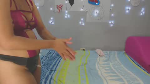 oliviiah online show from December 14, 7:46 pm