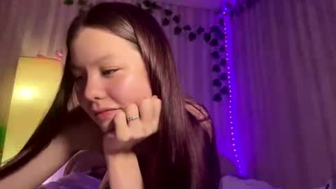 Emma online show from May 2, 12:11 pm