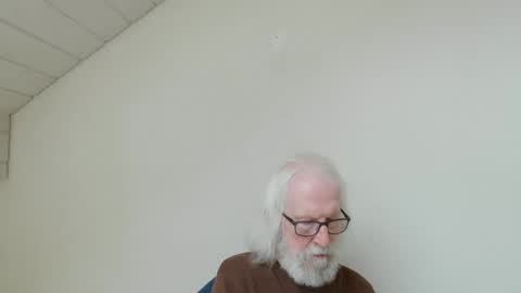 Somewhere over the rainbow online show from June 9, 7:52 am