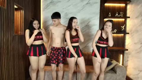 onelady4cum online show from April 28, 1:48 pm