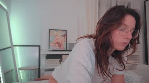 Ariel online show from February 4, 10:45 pm